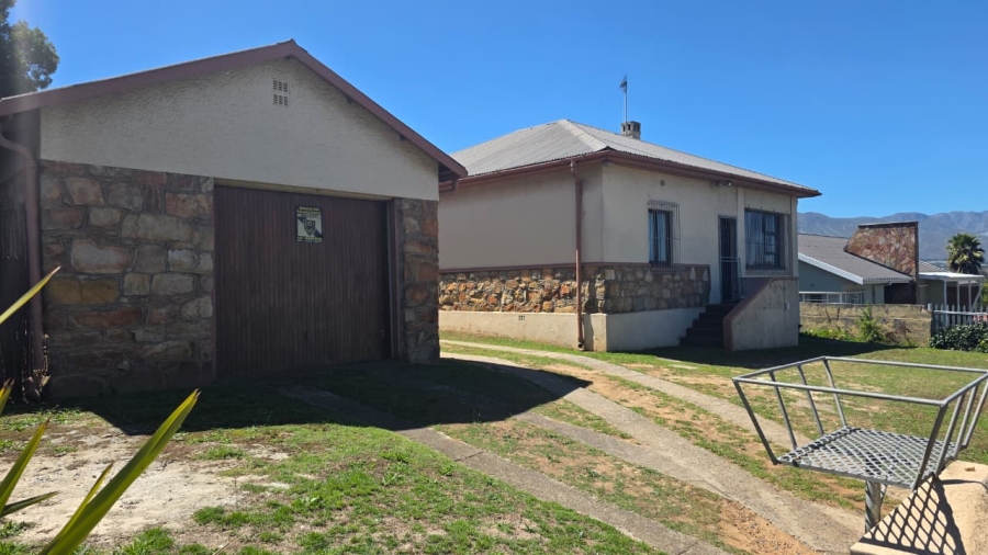 To Let 3 Bedroom Property for Rent in Pineview Western Cape